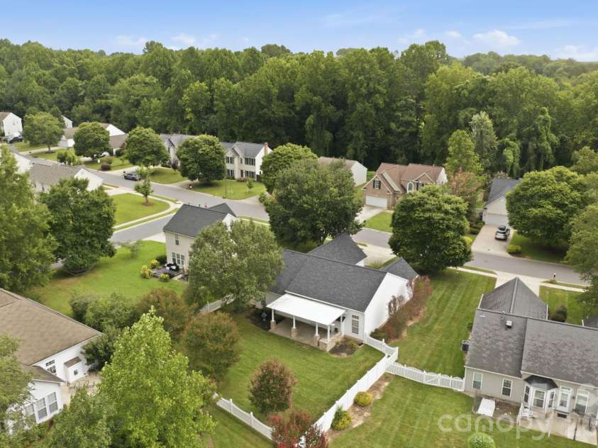 188 Gabriel Drive, Mooresville, NC 28115.  MLS# CAR4416137, YatesRealty ID 46796. 