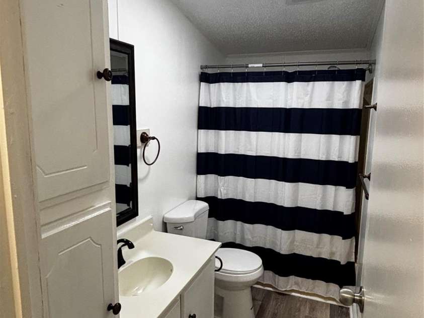 233 Starlight Drive, Lincolnton, NC 28092.  MLS# CAR4417816, YatesRealty ID 46799. 