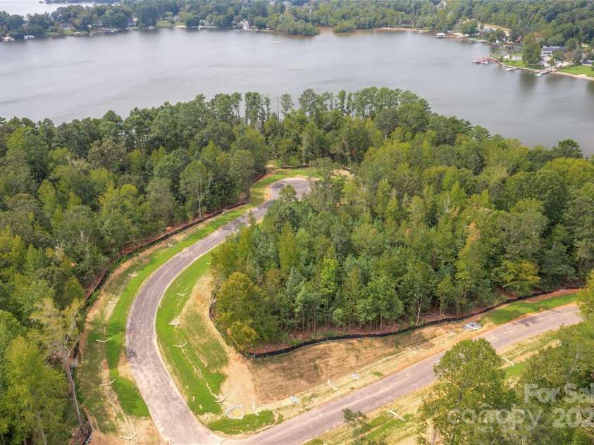 1007 Kingbird Lane, Clover, SC 29710.  MLS# CAR4192224, YatesRealty ID 468. 