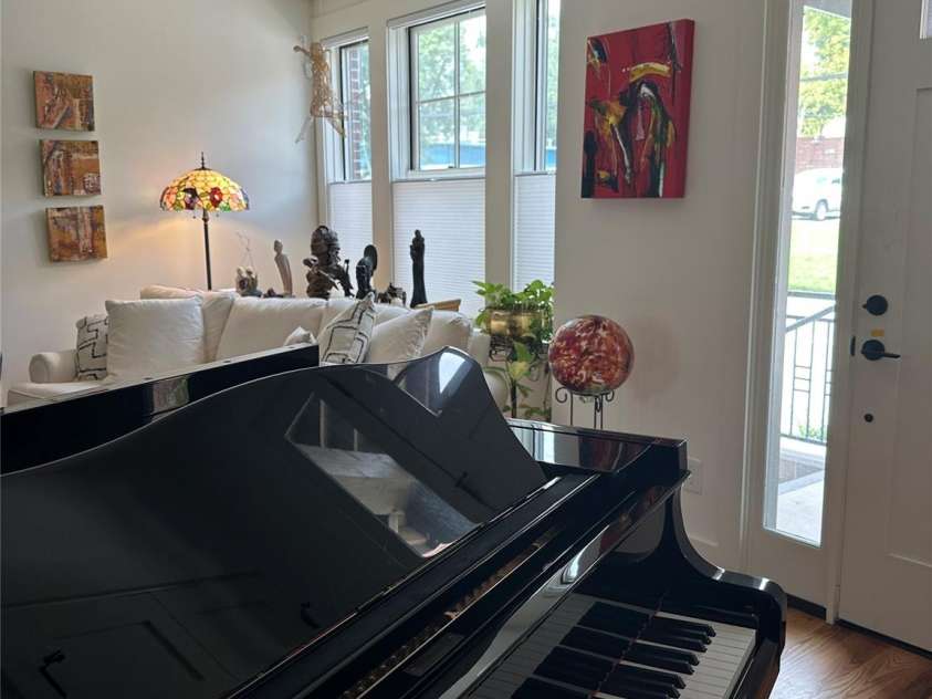 233 Broadway Street, Asheville, NC 28801.  MLS# CAR4314107, YatesRealty ID 468. 