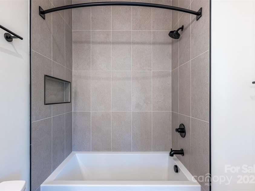 233 Broadway Street, Asheville, NC 28801.  MLS# CAR4314107, YatesRealty ID 468. 