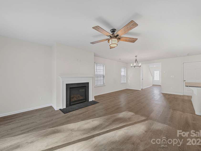 3120 Green Apple Drive, Dallas, NC 28034.  MLS# CAR4314544, YatesRealty ID 468. 