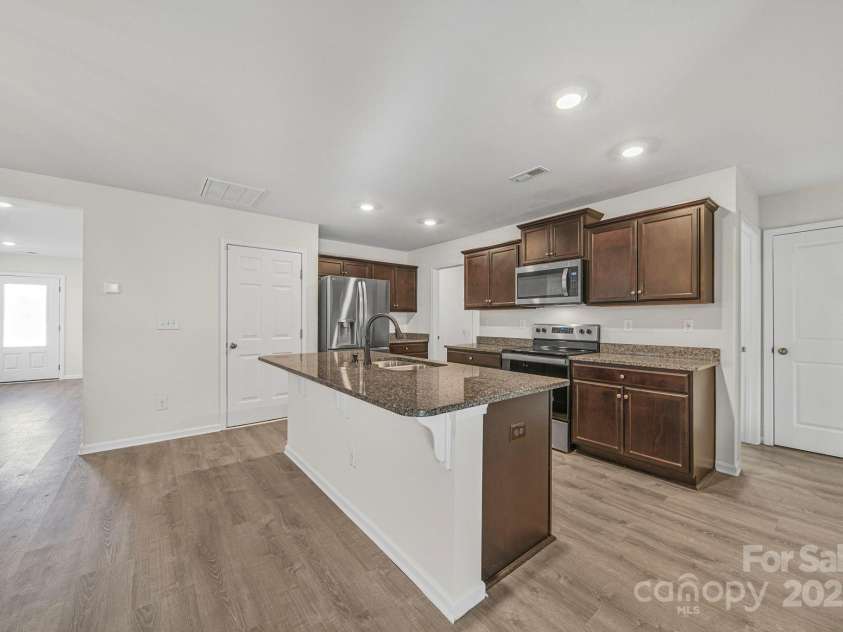 3120 Green Apple Drive, Dallas, NC 28034.  MLS# CAR4314544, YatesRealty ID 468. 