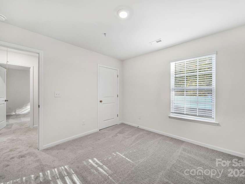 3120 Green Apple Drive, Dallas, NC 28034.  MLS# CAR4314544, YatesRealty ID 468. 