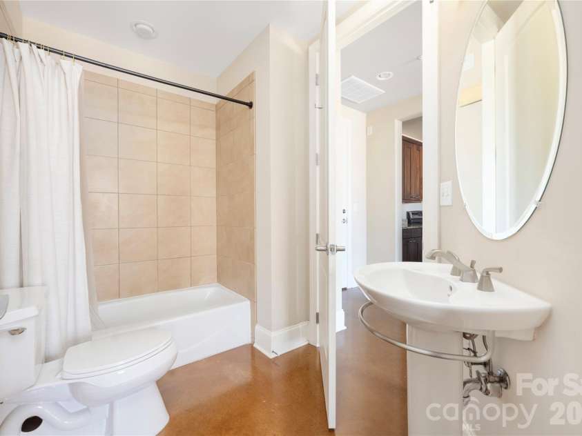 2338 Yadkin Avenue, Charlotte, NC 28205.  MLS# CAR4345033, YatesRealty ID 4680. 