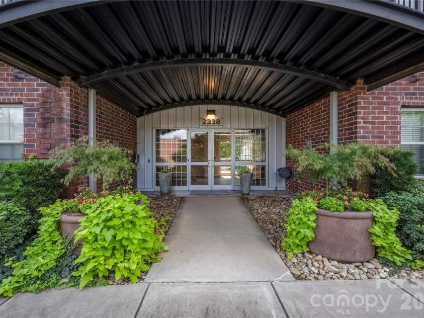2338 Yadkin Avenue, Charlotte, NC 28205.  MLS# CAR4345033, YatesRealty ID 4680. 