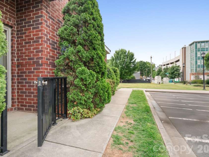 2338 Yadkin Avenue, Charlotte, NC 28205.  MLS# CAR4378127, YatesRealty ID 4680. 
