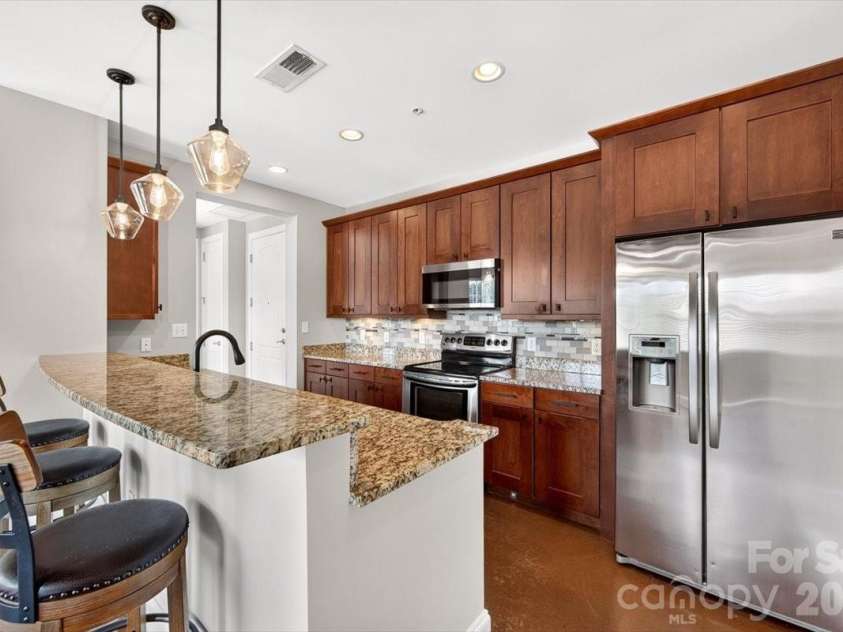 2338 Yadkin Avenue, Charlotte, NC 28205.  MLS# CAR4422594, YatesRealty ID 4680. 