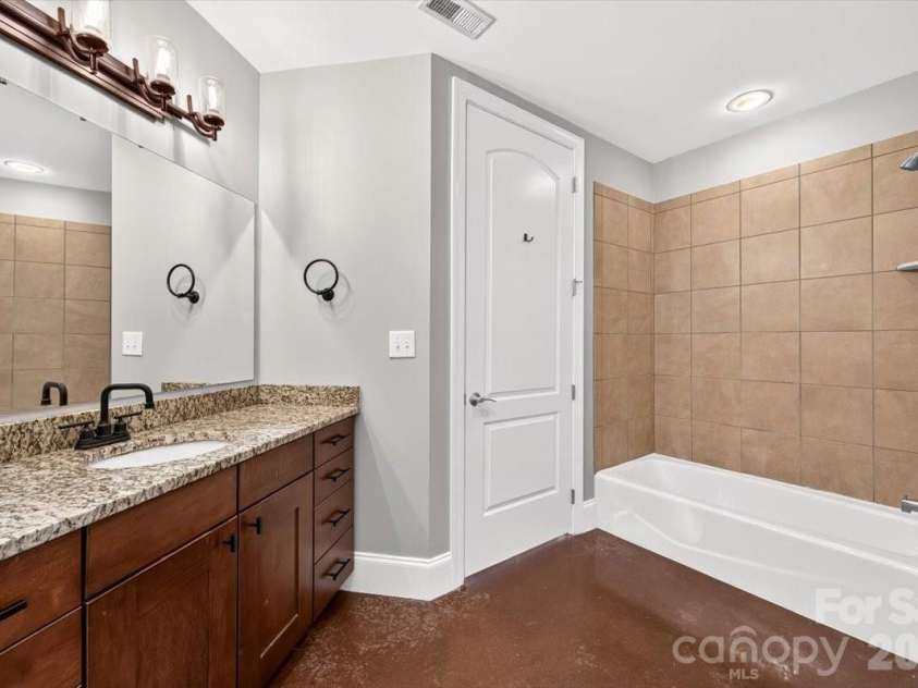 2338 Yadkin Avenue, Charlotte, NC 28205.  MLS# CAR4422594, YatesRealty ID 4680. 