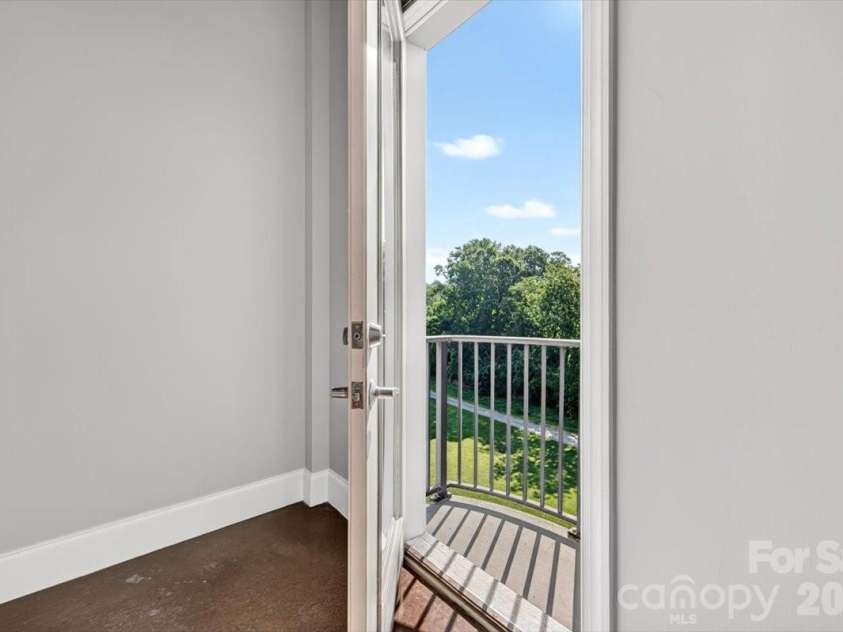 2338 Yadkin Avenue, Charlotte, NC 28205.  MLS# CAR4422594, YatesRealty ID 4680. 