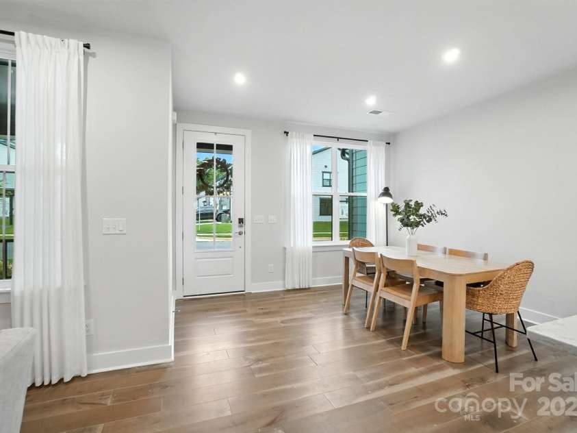 304 Ardmore Drive, Belmont, NC 28012.  MLS# CAR4286200, YatesRealty ID 4680. Entry