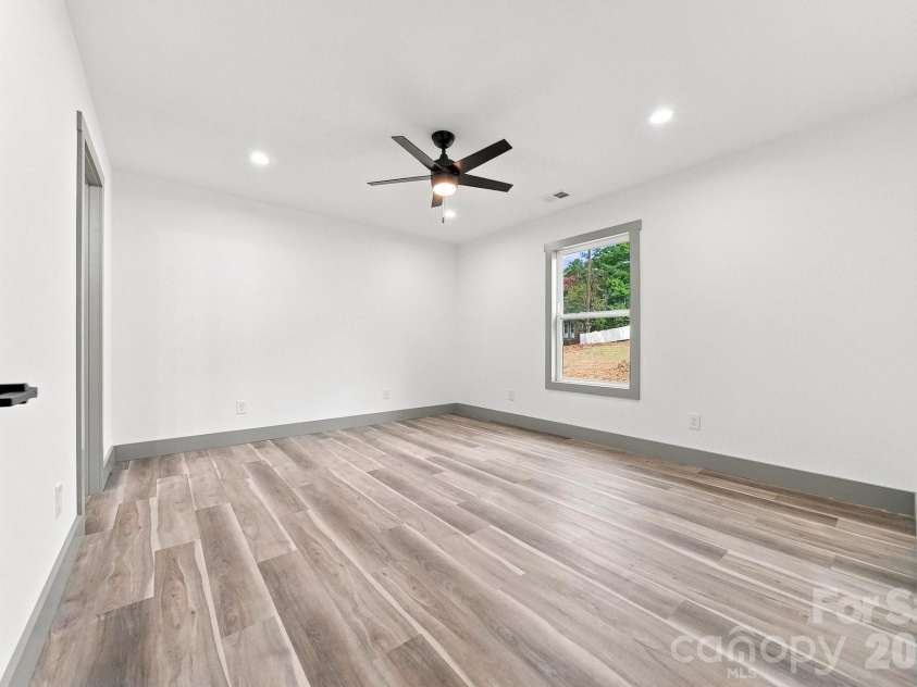 2949 Link Drive, Granite Falls, NC 28630.  MLS# CAR4413733, YatesRealty ID 46800. 