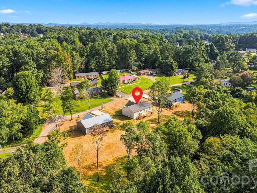 2949 Link Drive, Granite Falls, NC 28630.  MLS# CAR4413733, YatesRealty ID 46800. 