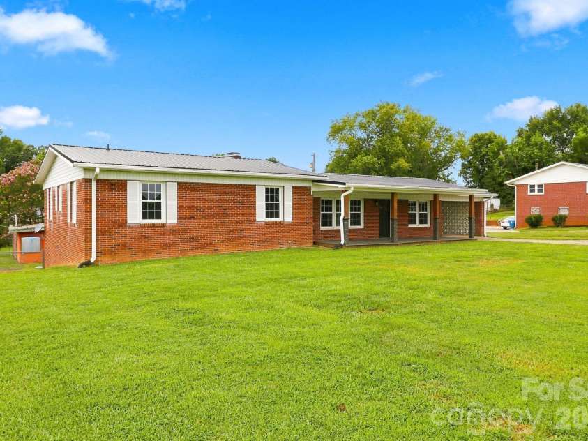 1664 Chase High Road, Forest City, NC 28043.  MLS# CAR4418365, YatesRealty ID 46801. 