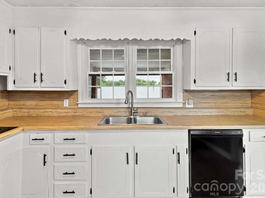1664 Chase High Road, Forest City, NC 28043.  MLS# CAR4418365, YatesRealty ID 46801. 