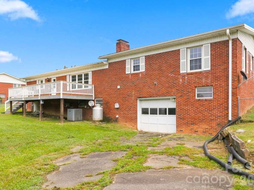 1664 Chase High Road, Forest City, NC 28043.  MLS# CAR4418365, YatesRealty ID 46801. 