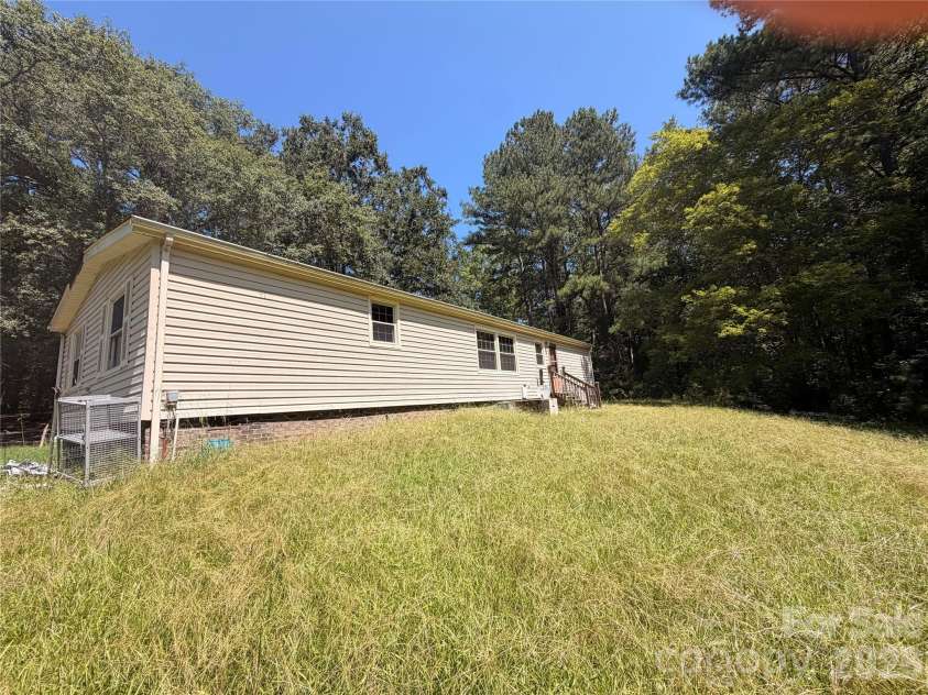 2946 Blacksburg Road, Grover, NC 28073.  MLS# CAR4408183, YatesRealty ID 46803. 
