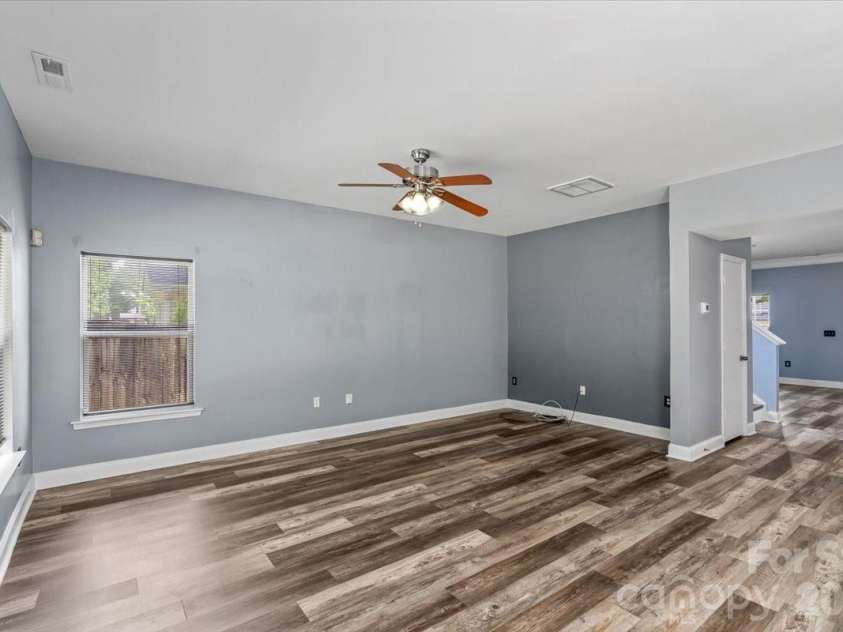 446 Tribune Drive, Charlotte, NC 28214.  MLS# CAR4412971, YatesRealty ID 46804. 
