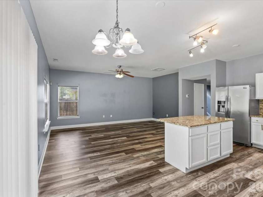 446 Tribune Drive, Charlotte, NC 28214.  MLS# CAR4412971, YatesRealty ID 46804. 