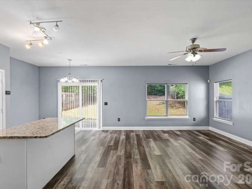 446 Tribune Drive, Charlotte, NC 28214.  MLS# CAR4412971, YatesRealty ID 46804. 