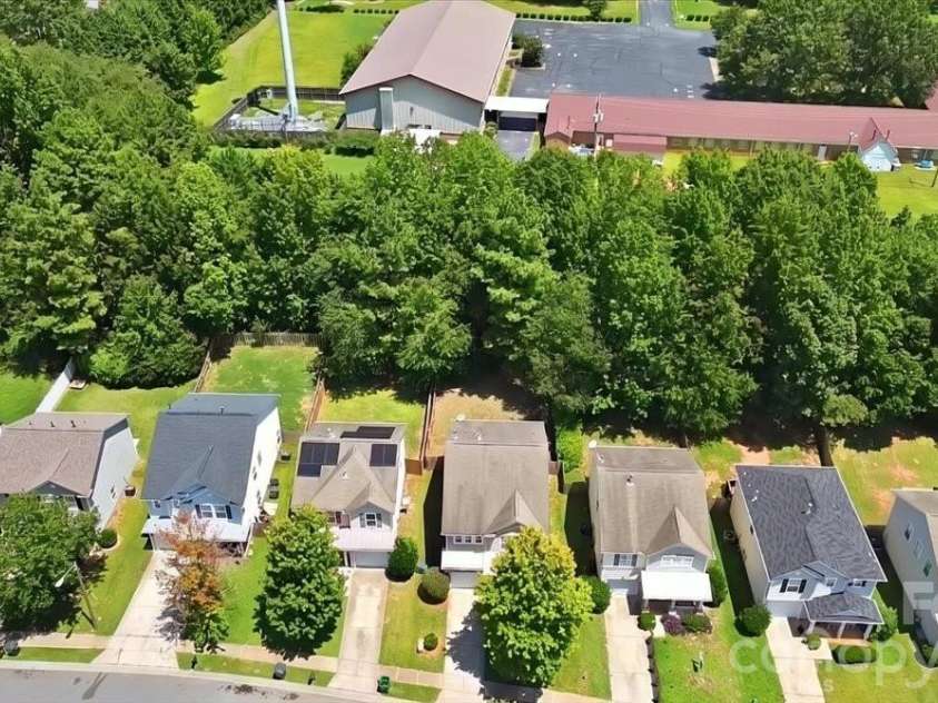 446 Tribune Drive, Charlotte, NC 28214.  MLS# CAR4412971, YatesRealty ID 46804. 