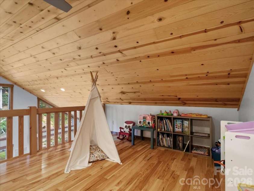 359 Shull Farm Road, Burnsville, NC 28714.  MLS# CAR4418216, YatesRealty ID 46807. Extra space for entertaining.