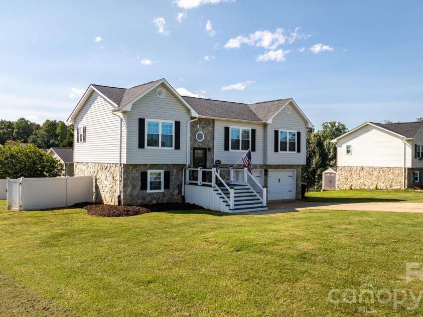4889 Carpenter Road, Granite Falls, NC 28630.  MLS# CAR4418303, YatesRealty ID 46808. 