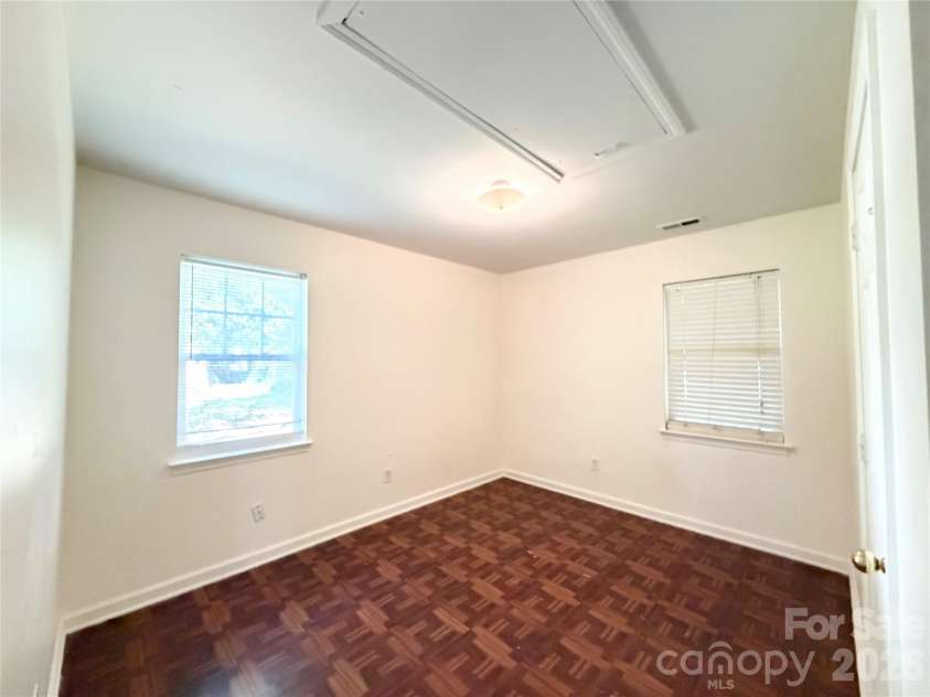 2107 Custer Street, Charlotte, NC 28216.  MLS# CAR4416781, YatesRealty ID 46809. 