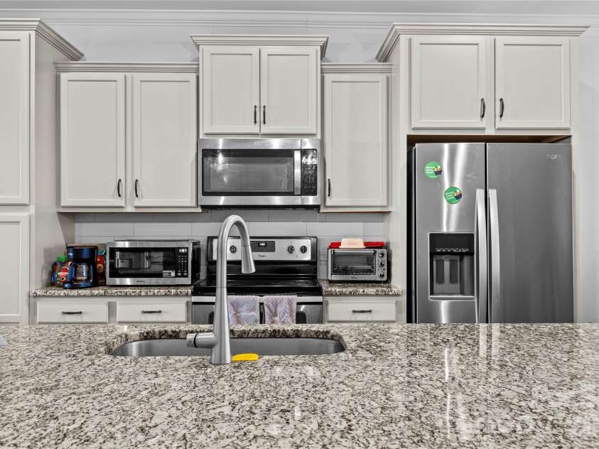 1225 Juddson Drive, Waxhaw, NC 28173.  MLS# CAR4310156, YatesRealty ID 4681. 