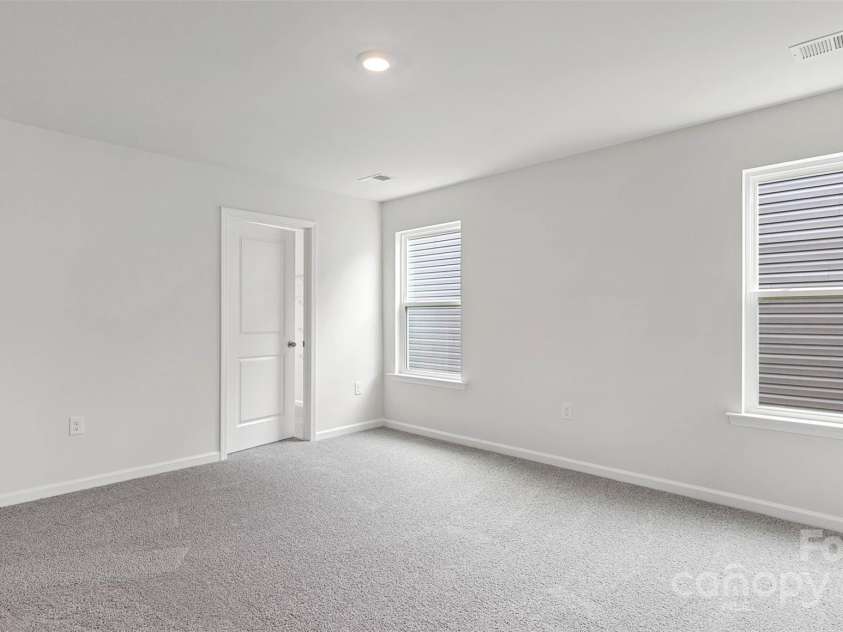 40 Providence Walk Drive, Hendersonville, NC 28792.  MLS# CAR4183458, YatesRealty ID 4681. **Picture for representation only