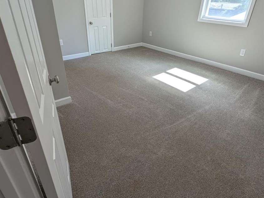 522 Stockton Street, Statesville, NC 28677.  MLS# CAR4410961, YatesRealty ID 46811. 