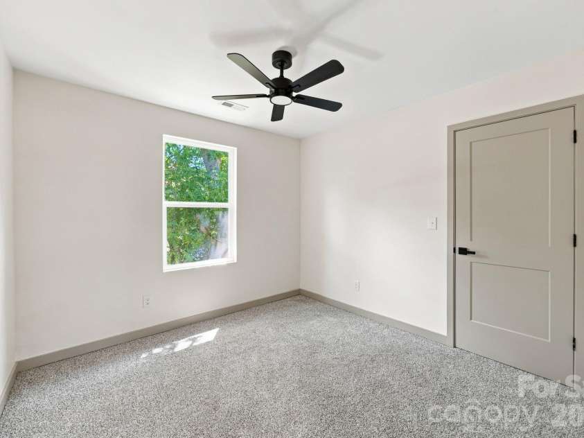 325 Lincoln Street, Concord, NC 28025.  MLS# CAR4412942, YatesRealty ID 46812. 