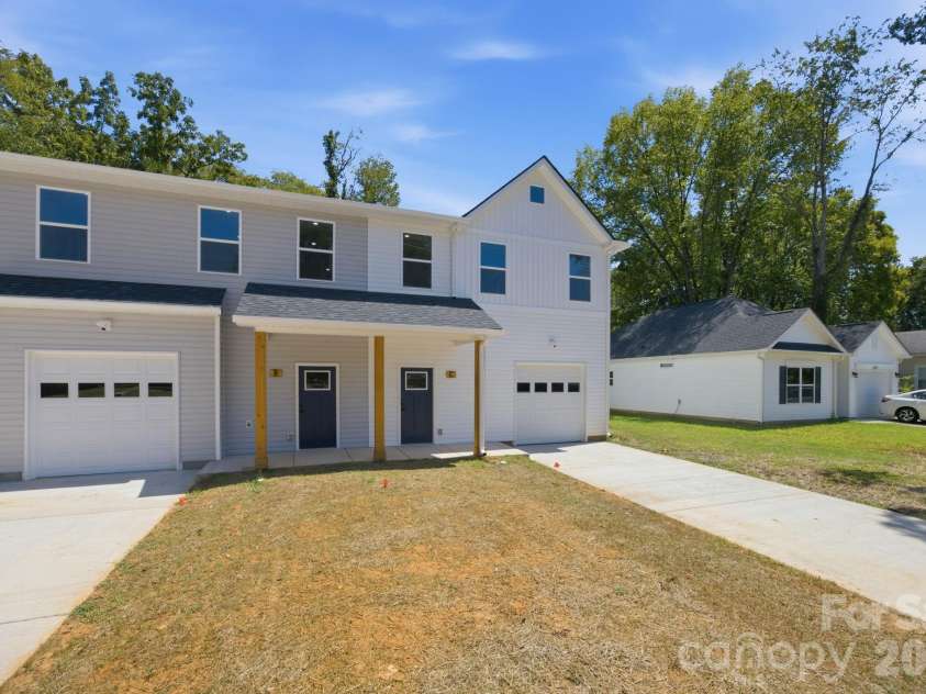 325 Lincoln Street, Concord, NC 28025.  MLS# CAR4412942, YatesRealty ID 46812. 
