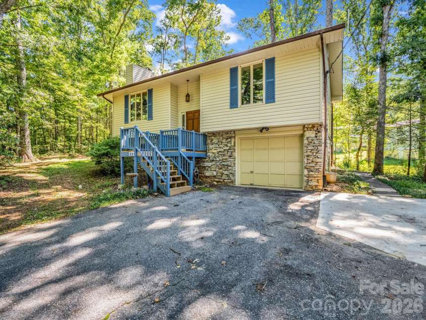 177 Weston Road, Arden, NC 28704.  MLS# CAR4407557, YatesRealty ID 46814. 