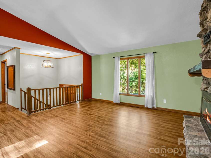 177 Weston Road, Arden, NC 28704.  MLS# CAR4407557, YatesRealty ID 46814. 