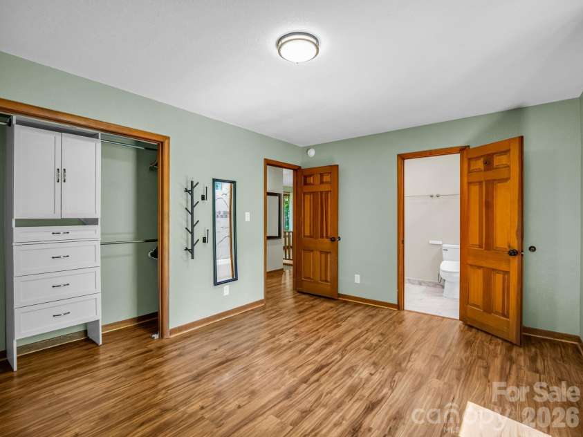 177 Weston Road, Arden, NC 28704.  MLS# CAR4407557, YatesRealty ID 46814. 