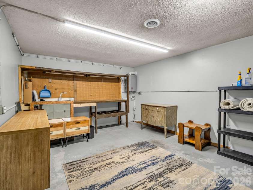 177 Weston Road, Arden, NC 28704.  MLS# CAR4407557, YatesRealty ID 46814. 