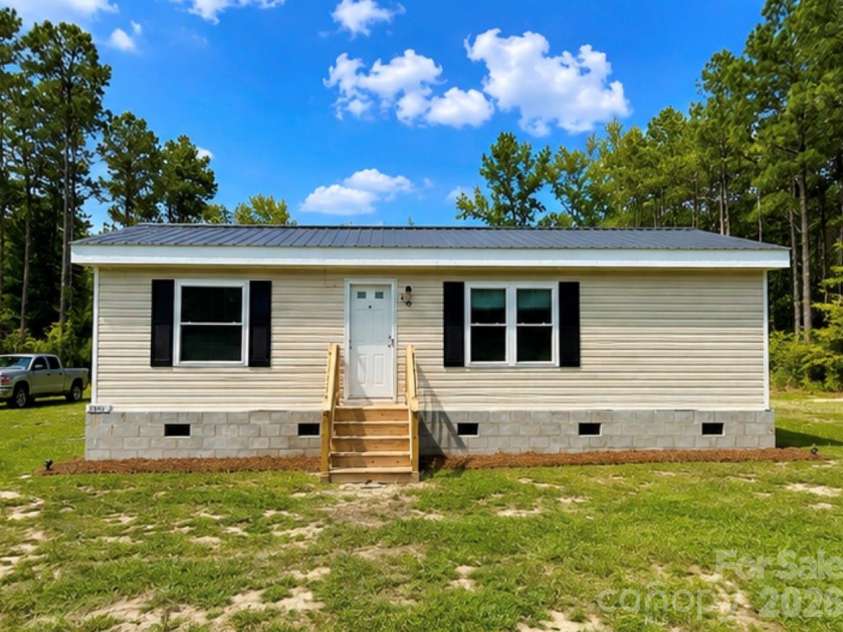 2802 Sycamore Road, Jefferson, SC 29718.  MLS# CAR4417966, YatesRealty ID 46815. 