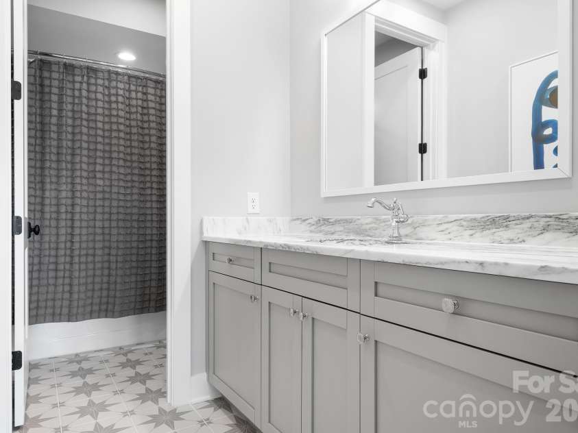 14903 Laura Michelle Road, Huntersville, NC 28078.  MLS# CAR4417431, YatesRealty ID 46817. 