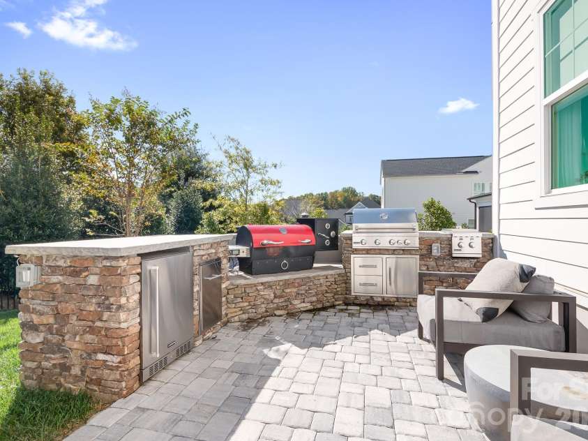 14903 Laura Michelle Road, Huntersville, NC 28078.  MLS# CAR4417431, YatesRealty ID 46817. 