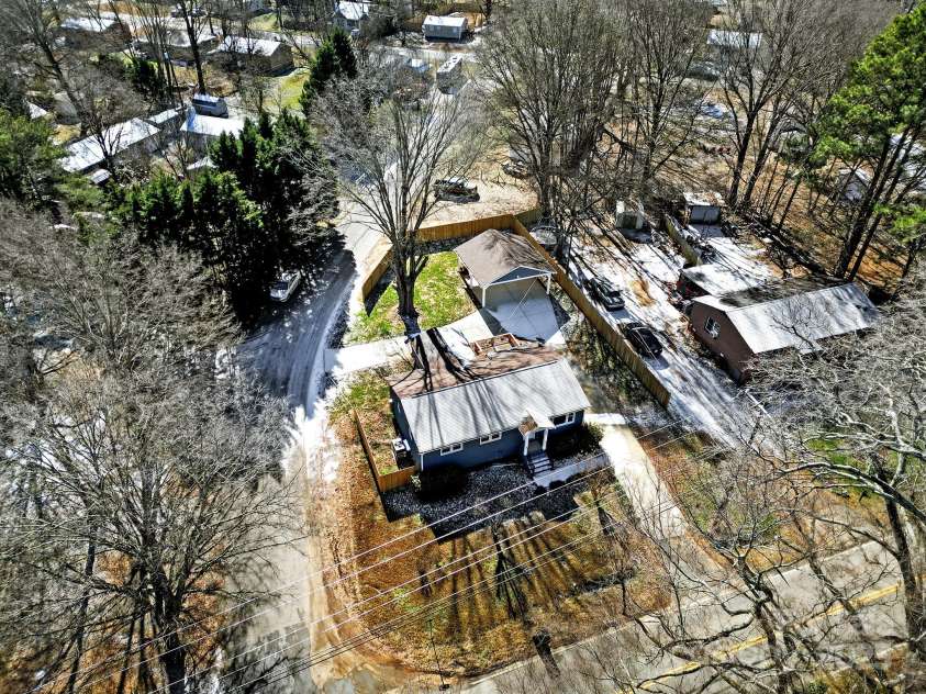 206 Hunter Street, York, SC 29745.  MLS# CAR4210279, YatesRealty ID 4682. Aerial View of Corner Lot