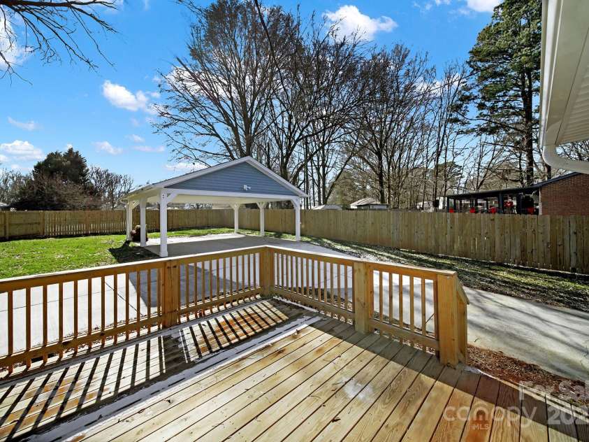 206 Hunter Street, York, SC 29745.  MLS# CAR4210279, YatesRealty ID 4682. Back Yard, Deck1