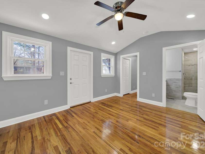 206 Hunter Street, York, SC 29745.  MLS# CAR4210279, YatesRealty ID 4682. Primary Bedroom1