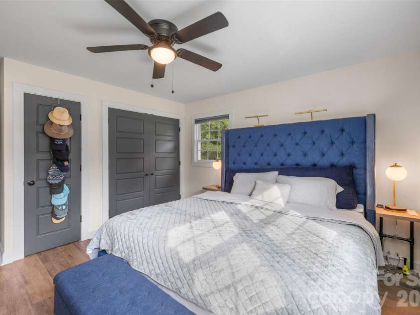 821 Normandy View Street, Gastonia, NC 28052.  MLS# CAR4417550, YatesRealty ID 46820. 