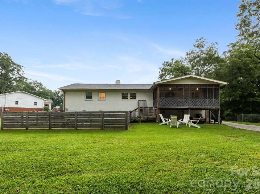 821 Normandy View Street, Gastonia, NC 28052.  MLS# CAR4417550, YatesRealty ID 46820. 