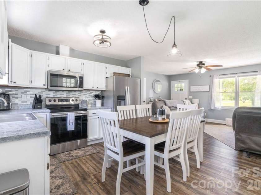 241 Joe Road, Mocksville, NC 27028.  MLS# CAR4417721, YatesRealty ID 46821. 