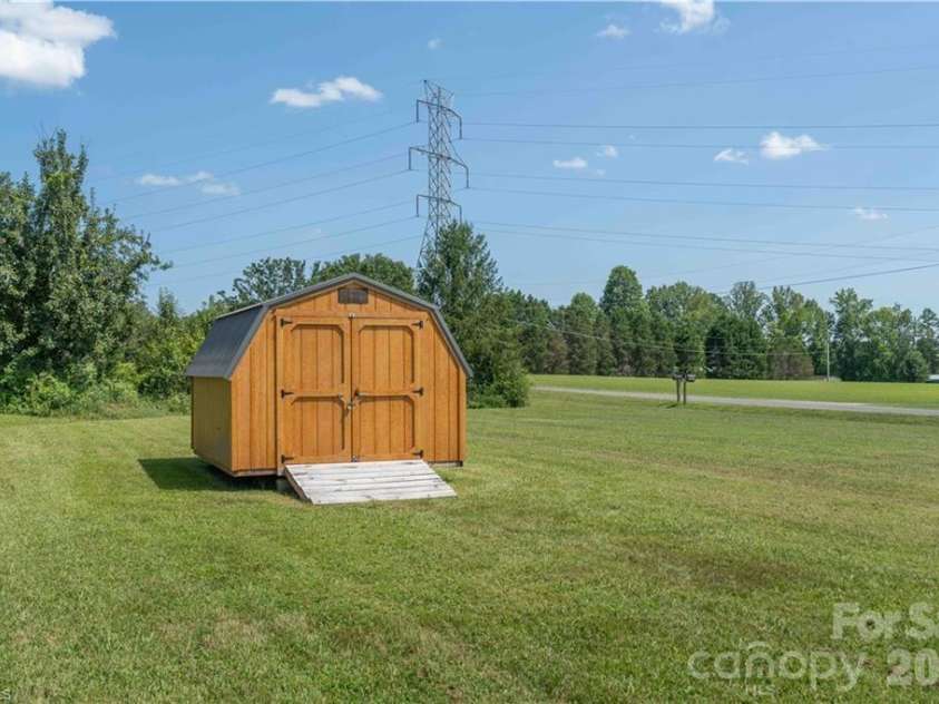 241 Joe Road, Mocksville, NC 27028.  MLS# CAR4417721, YatesRealty ID 46821. 