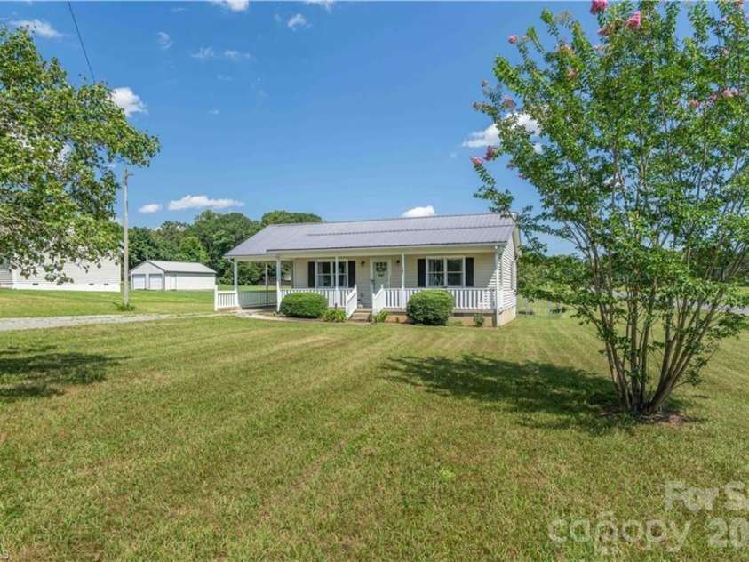 241 Joe Road, Mocksville, NC 27028.  MLS# CAR4417721, YatesRealty ID 46821. 