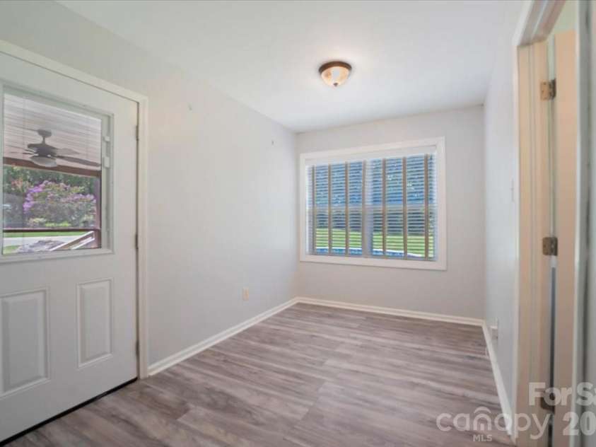 2827 Pinewood Road, Chester, SC 29706.  MLS# CAR4417860, YatesRealty ID 46822. 