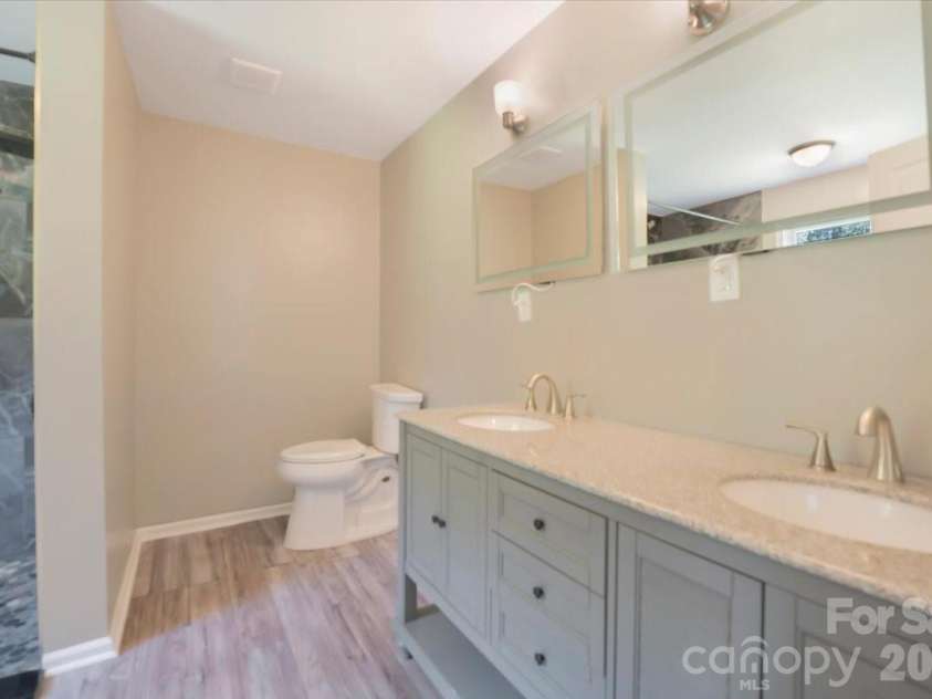 2827 Pinewood Road, Chester, SC 29706.  MLS# CAR4417860, YatesRealty ID 46822. 
